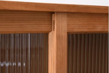 アンティーク家具　ナチュラルスタイル　モールガラス入り　和製アンティークの脚付き収納棚(戸棚)