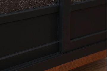 アンティーク家具　ダイヤガラス入り!脚付きのペイント収納棚