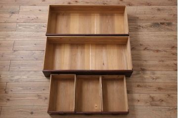 アンティーク家具　古民具・骨董　上手物　銅金具　関西衣装箪笥