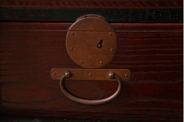 アンティーク家具　古民具・骨董　上手物　銅金具　関西衣装箪笥