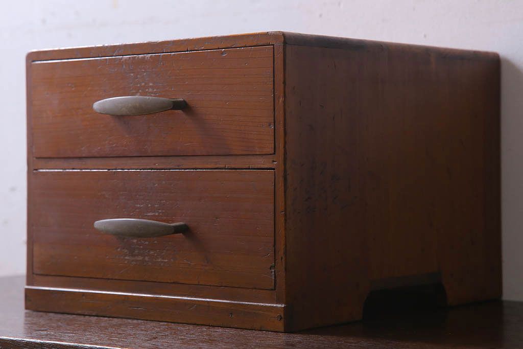 アンティーク家具　古い木製のアンティーク2杯小引き出し(1)