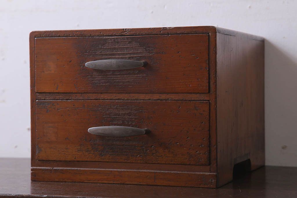 アンティーク家具　古い木製のアンティーク2杯小引き出し(2)