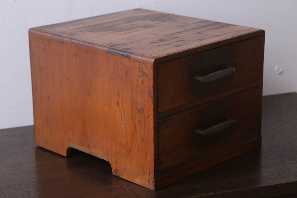 アンティーク家具　古い木製のアンティーク2杯小引き出し(2)