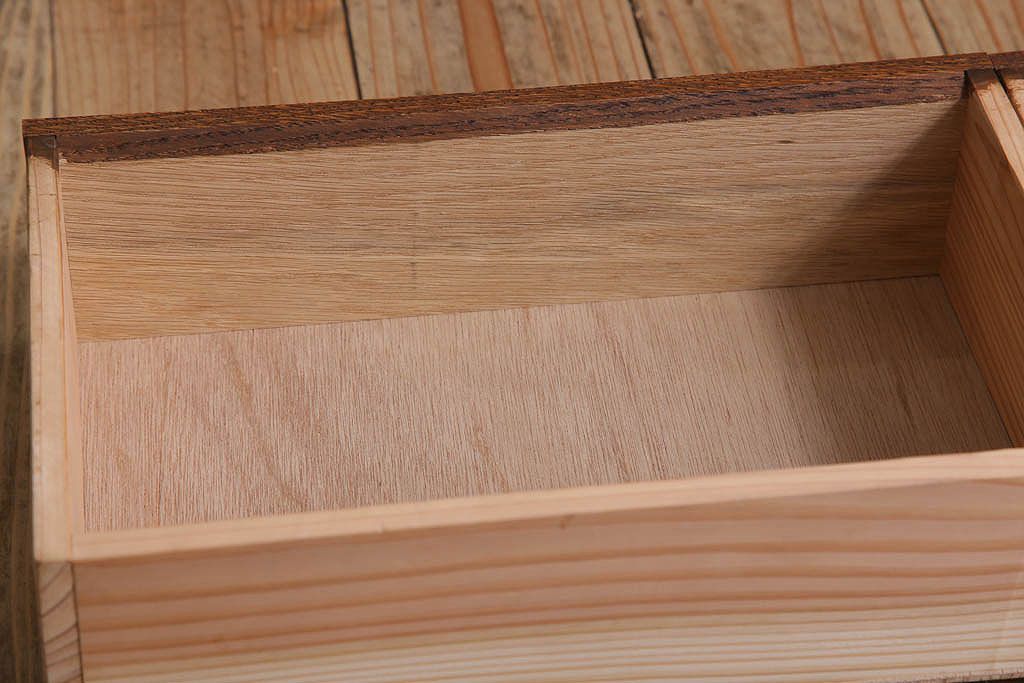 レトロ家具　昭和レトロ　古い木のシンプルな平机(デスク・作業台)(3)