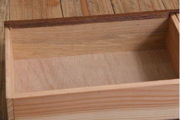 レトロ家具　昭和レトロ　古い木のシンプルな平机(デスク・作業台)(3)