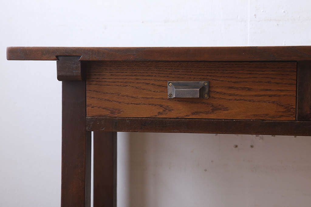レトロ家具　昭和レトロ　古い木のシンプルな平机(デスク・作業台)(3)