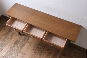 レトロ家具　昭和レトロ　古い木のシンプルな平机(デスク・作業台)(2)