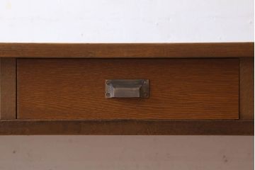 レトロ家具　昭和レトロ　古い木のシンプルな平机(デスク・作業台)(2)