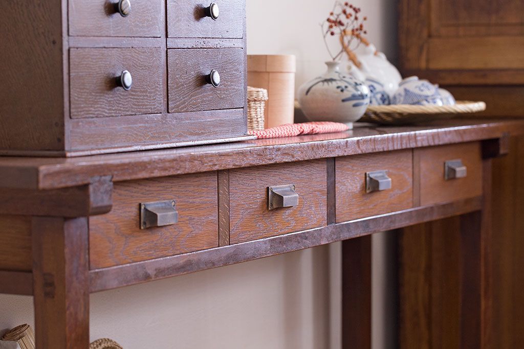 レトロ家具　昭和レトロ　古い木のシンプルな平机(デスク・作業台)(1)