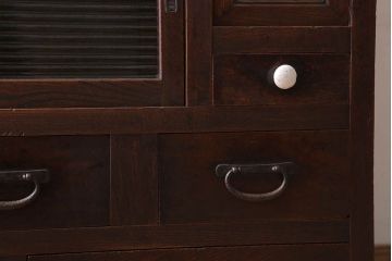 アンティーク家具　和製アンティーク　前面欅材のモールガラス引き戸収納棚