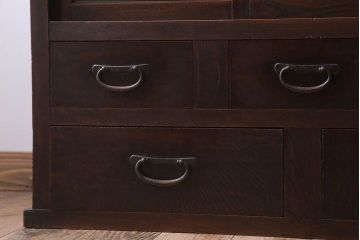 アンティーク家具　和製アンティーク　前面欅材のモールガラス引き戸収納棚