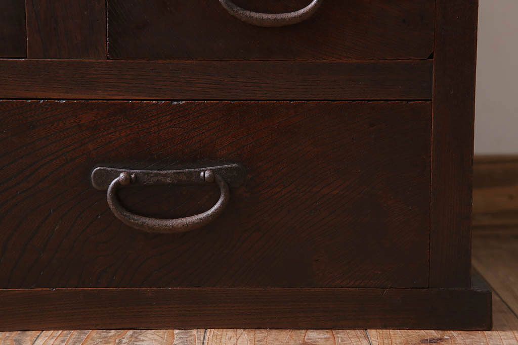 アンティーク家具　和製アンティーク　前面欅材のモールガラス引き戸収納棚