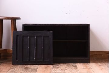 アンティーク家具　明治大正期　古民具・骨董　小ぶりなアンティーク茶箪笥(ローボード)