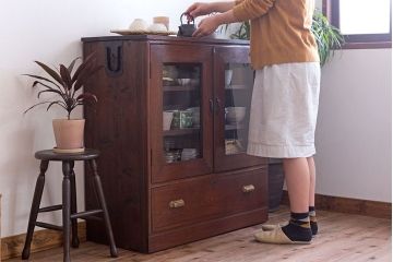 アンティーク家具　前面欅材!和製アンティークの引き出し付き収納棚