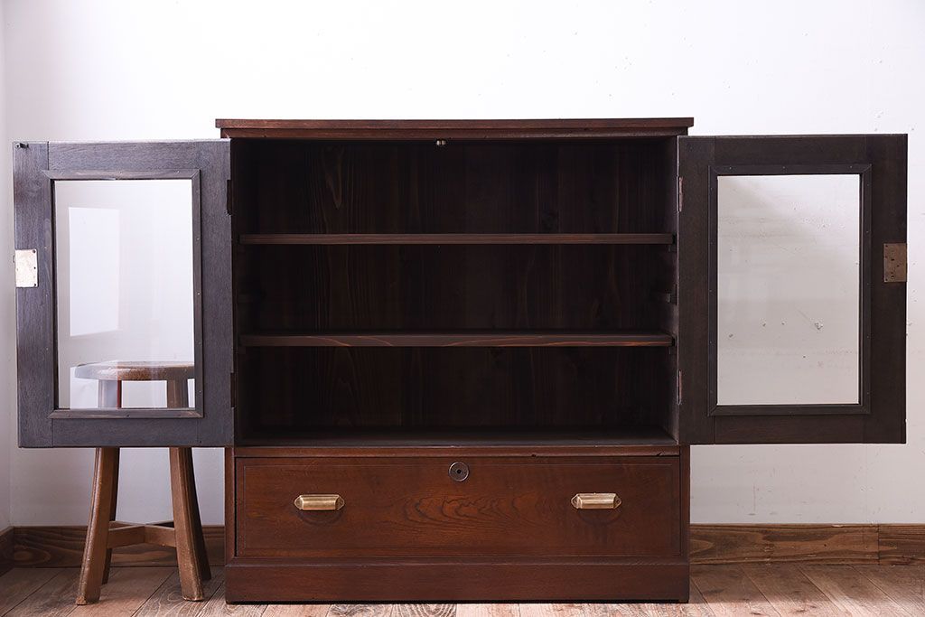 アンティーク家具　前面欅材!和製アンティークの引き出し付き収納棚
