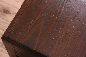 レトロ家具　古い木製のレトロでシンプルなアンティーク文机