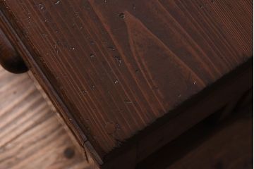 レトロ家具　古い木製のレトロでシンプルなアンティーク文机