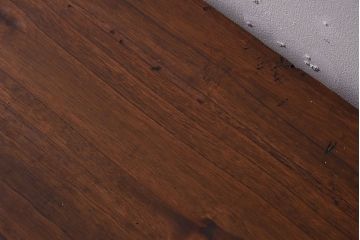 アンティーク家具　和製アンティーク　シンプルデザイン　古い重ね桐箪笥(衣装箪笥、桐たんす)