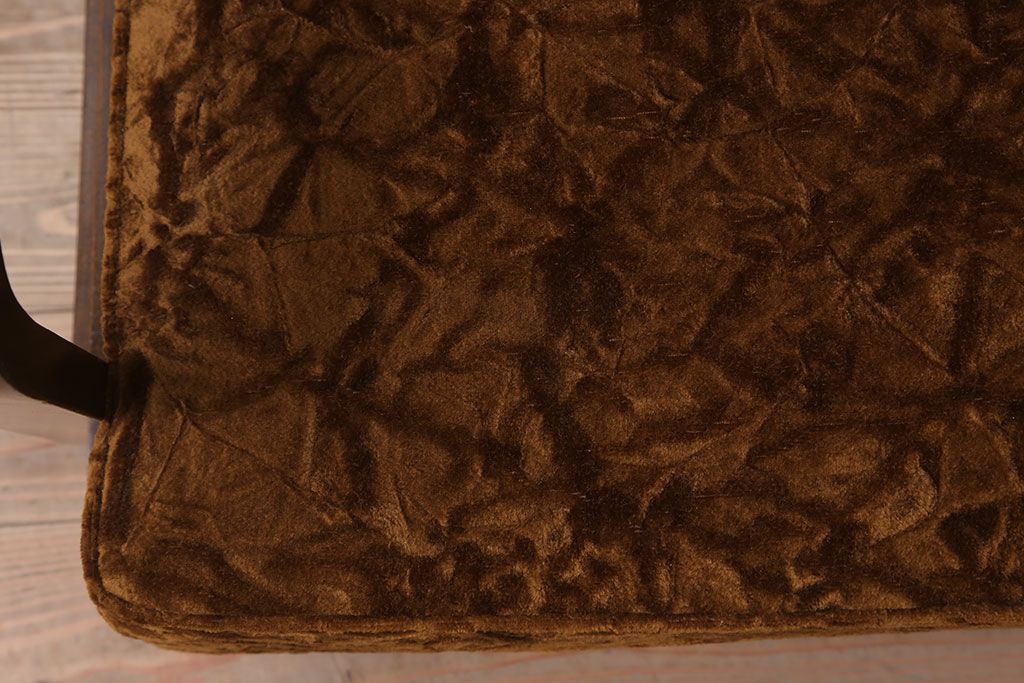 アンティーク家具　2人掛けアンティークアームソファ