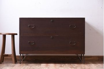 アンティーク家具　鉄脚付き!古い衣装箪笥ローボード