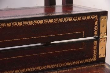 アンティーク家具　イギリス　MAITLAND-SMITH(メートランドスミス)　革張り　ステップチェア