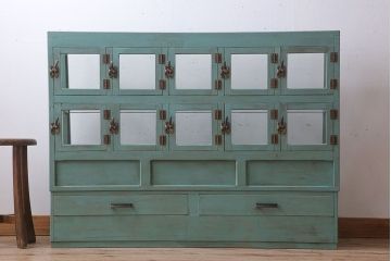 レトロ家具　アンティークペイント　昭和レトロな商店のガラスケース(ショーケース)