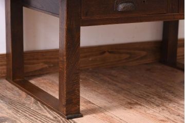 レトロ家具　古い木製のレトロでシンプルなアンティーク文机(1)