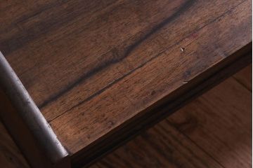 アンティーク家具　高級品　黒柿材!古い木製のシンプルなアンティーク文机