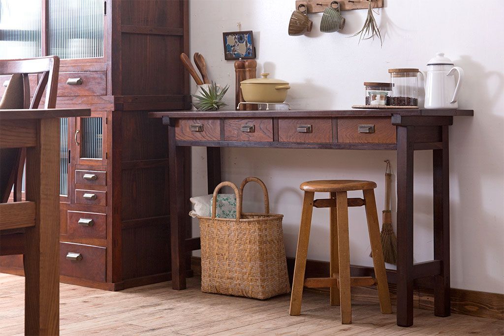 アンティーク家具　アンティーク　古い木のシンプルな平机(デスク・作業台)(1)