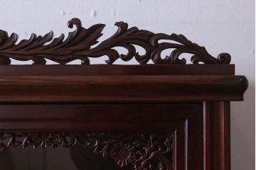 中古　民芸家具　高級品!彫刻が素晴らしい唐木飾り棚(キャビネット)(定価198万円)
