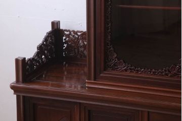 中古　民芸家具　高級品!彫刻が素晴らしい唐木飾り棚(キャビネット)(定価198万円)