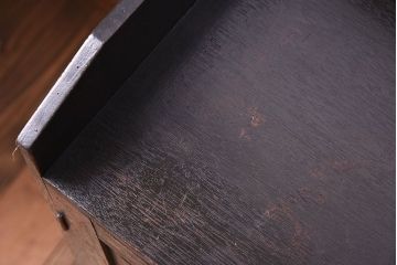 アンティーク家具　人気の色ガラス入り!小振りな古い木製のアンティーク本箱