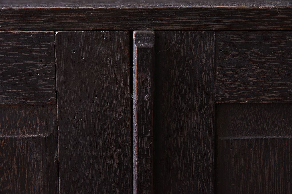 アンティーク家具　人気の色ガラス入り!小振りな古い木製のアンティーク本箱