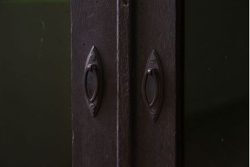 アンティーク家具　人気の色ガラス入り!小振りな古い木製のアンティーク本箱