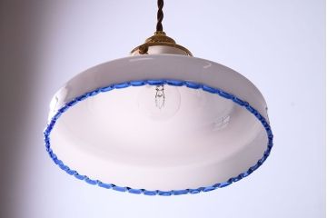 被せガラスが美しい和製アンティークの天井照明(ガラスシェード)