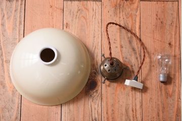 オールドノリタケ(日陶)　柿の絵柄入り　吊り下げ照明(ランプ・シェード)