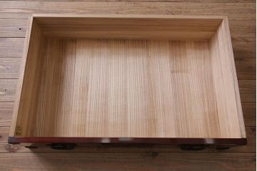 中古　岩谷堂箪笥　南部鉄器金具　木地呂塗り　上質な洋服箪笥(観音箪笥)(定価約98万円)