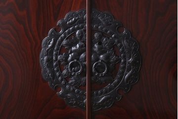 中古　岩谷堂箪笥　南部鉄器金具　木地呂塗り　上質な洋服箪笥(観音箪笥)(定価約98万円)