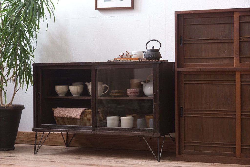 tomoyuki 2脚　アンティーク　昭和レトロ　オシャレ tomoyuki 様専用2脚 アンティーク 昭和レトロ オシャレ