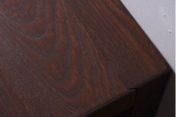 レトロ家具　扉付き!古いナラ材製の昭和レトロなアンティーク小引き出し(2)