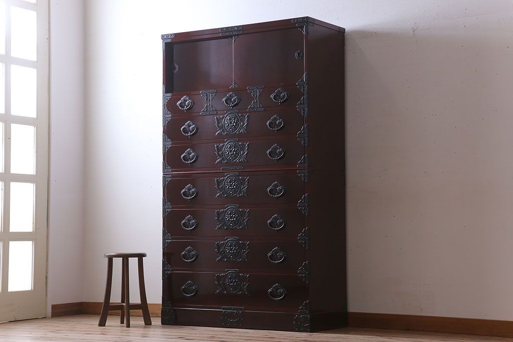 中古　岩谷堂箪笥　手打ち金具　木地呂塗り　上質な重ね衣装箪笥(定価約210万円)
