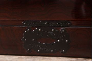 中古　岩谷堂箪笥　手打ち金具　木地呂塗り　上質な重ね衣装箪笥(定価約210万円)