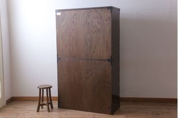 中古　岩谷堂箪笥　手打ち金具　木地呂塗り　上質な重ね衣装箪笥(定価約210万円)