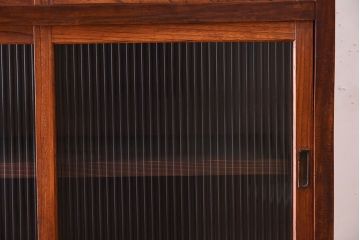 アンティーク家具　和製アンティーク　前面欅材!モールガラス引き戸の重ね食器棚(収納棚)