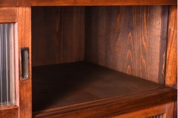 アンティーク家具　和製アンティーク　前面欅材!モールガラス引き戸の重ね食器棚(収納棚)