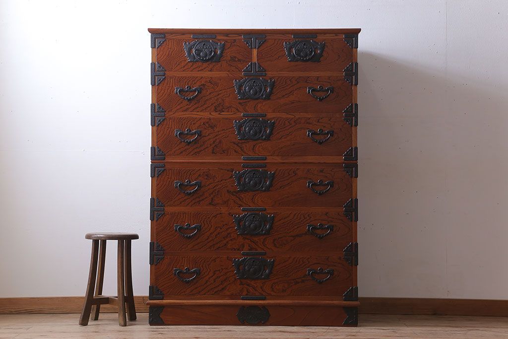 中古　伝統民芸家具　岩谷堂　重ね箪笥(衣装箪笥)