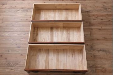 中古　伝統民芸家具　岩谷堂　重ね箪笥(衣装箪笥)