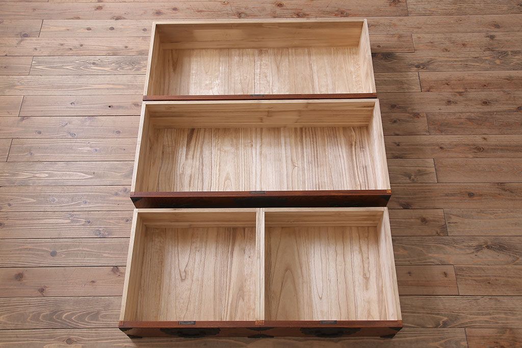 中古　伝統民芸家具　岩谷堂　重ね箪笥(衣装箪笥)