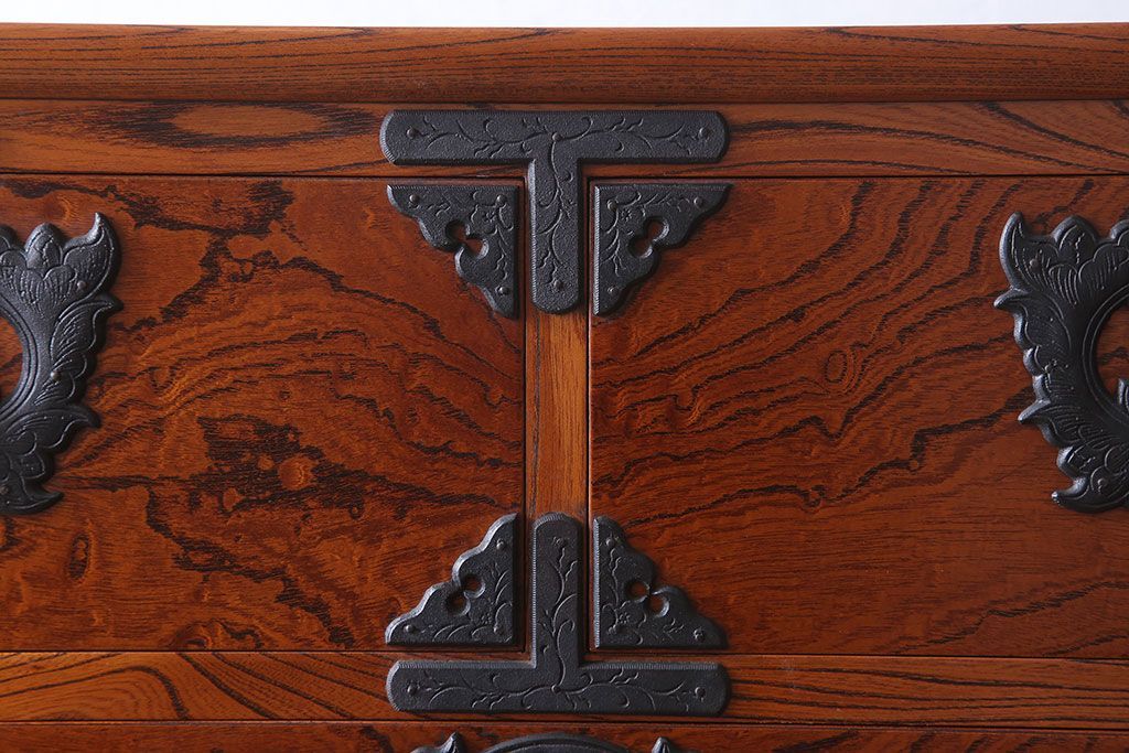 中古　伝統民芸家具　岩谷堂　重ね箪笥(衣装箪笥)