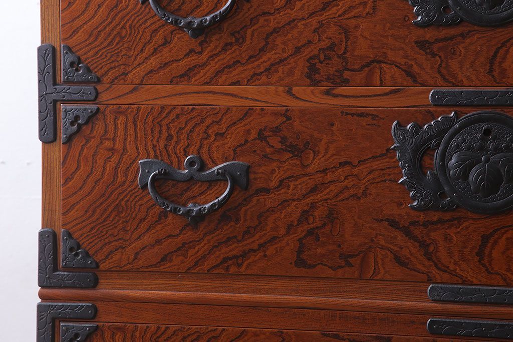 中古　伝統民芸家具　岩谷堂　重ね箪笥(衣装箪笥)